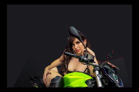 BikerFitness star porn picture