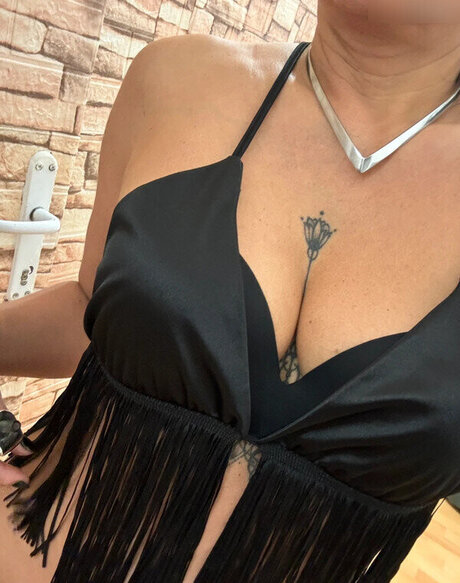 sexy milf onlyfans sexy xxx image