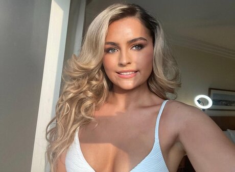 big tits blonde onlyfans sex gallery