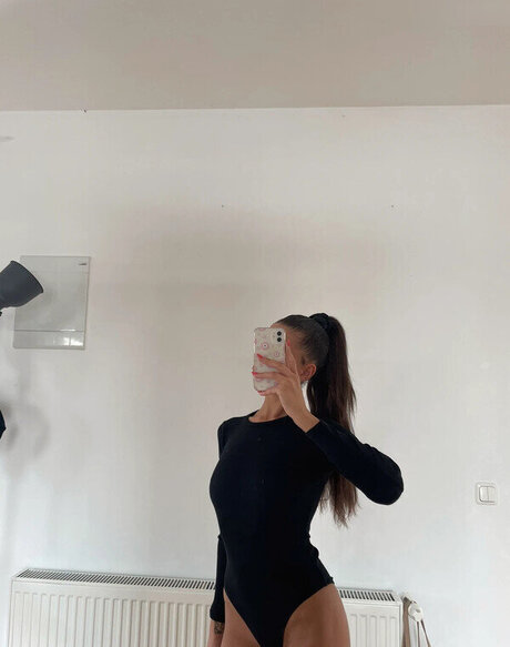 goth threesome onlyfans nudes galleries
