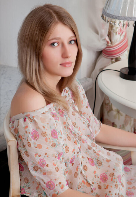 MetArt com naked actress pics