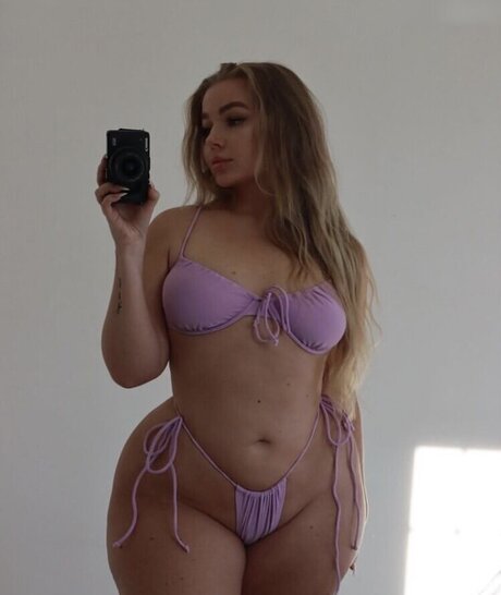 Emma Christina pornstar pretty image