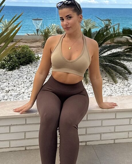 shemale outdoor onlyfans art xxx photo