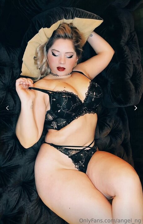plus size onlyfans adult img