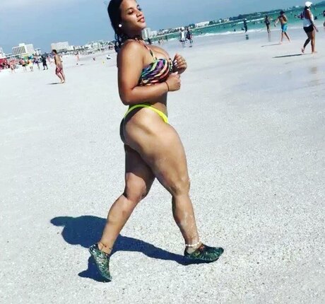 Dascha Polanco nudes actress image