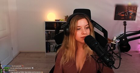 FormulaLena star nude image