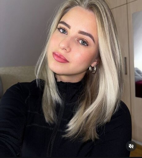 Itsmisabell porn star photos
