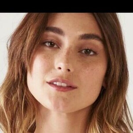 Isabella Londono beautiful actress gallery