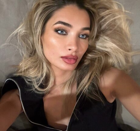 famous girls onlyfans perfect gallery