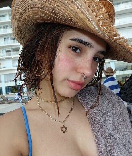 Domelipa pornstar nudes photo