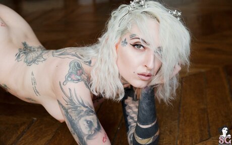 gladycesuicide star pornographic photos