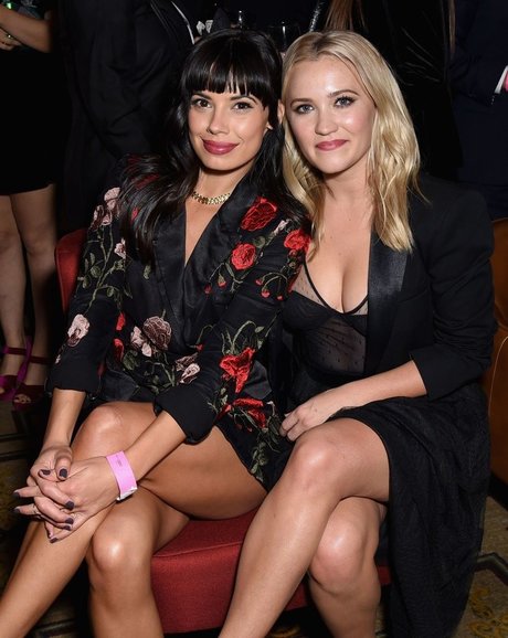 Emily Osment hot pornstar photos