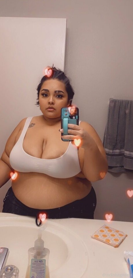 thckslutgoddess perfect actress image