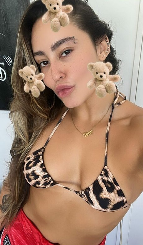 Amy Reis pornstar adult image