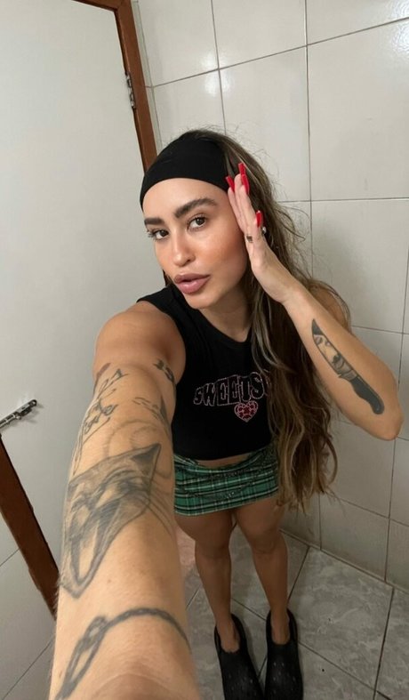 Amy Reis pretty actress images