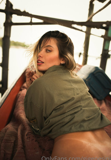 Giovanna Genesini model exclusive images