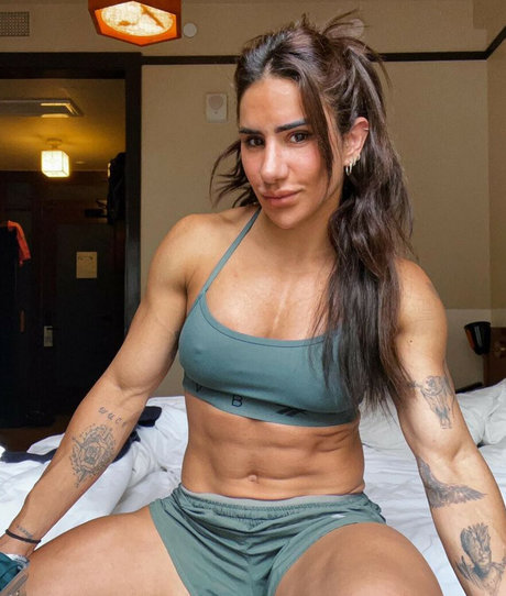 Stefi Cohen erotic model photo