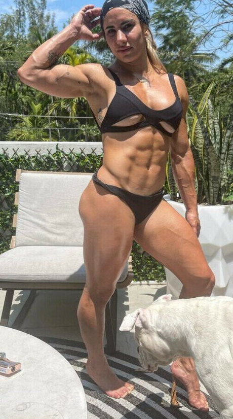 Stefi Cohen exclusive model image