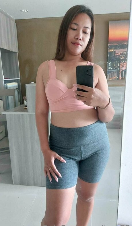 luzy93 nude actress galleries