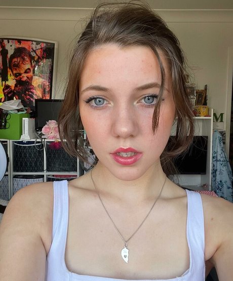 oxmatildakatexo pornstar erotic pics