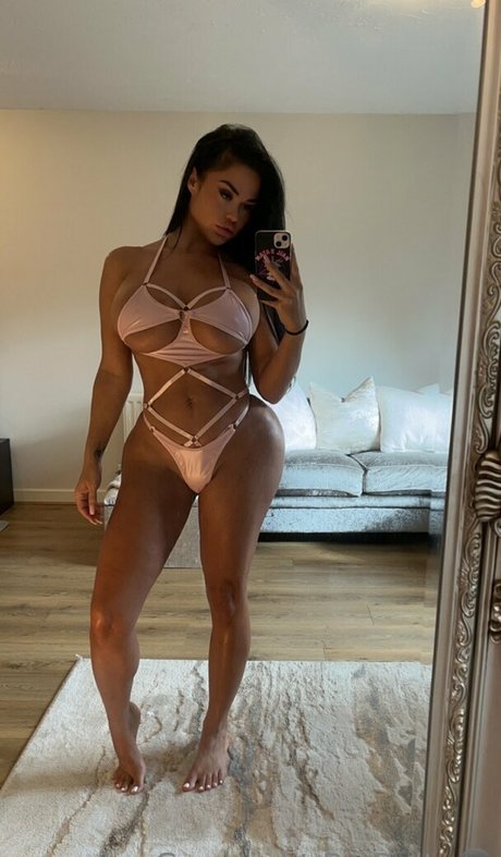 ayshavipx nudes pornstar img