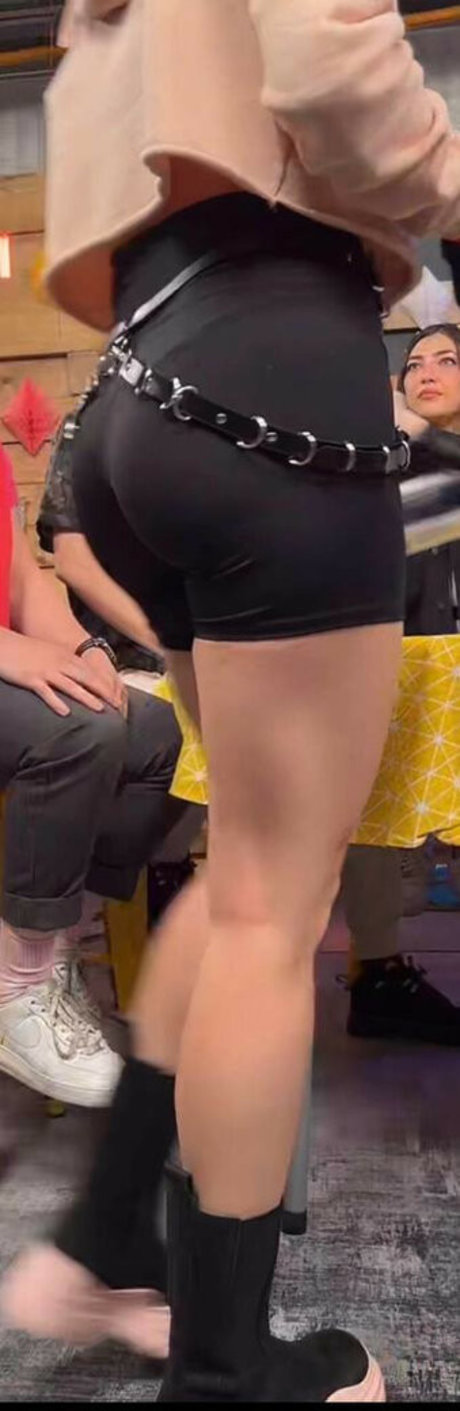 cute blowjob onlyfans erotic images