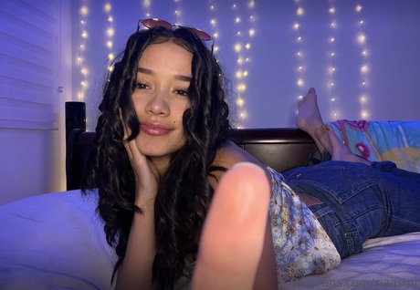 Sia ASMR erotic pornstar pics