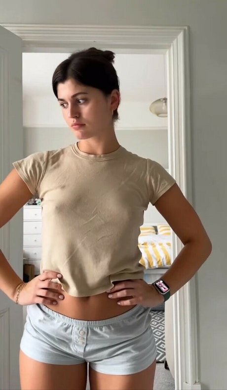 livefitelle pornstar top image