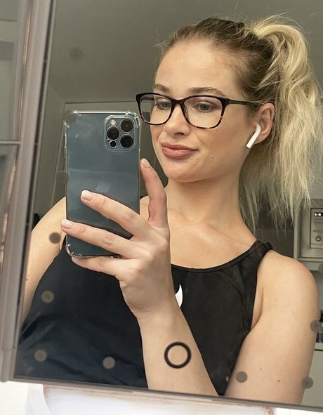 russian anal onlyfans top image