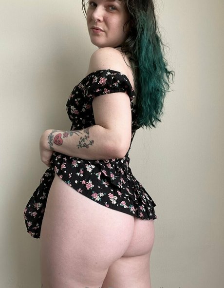 hadesmuse model porn pictures