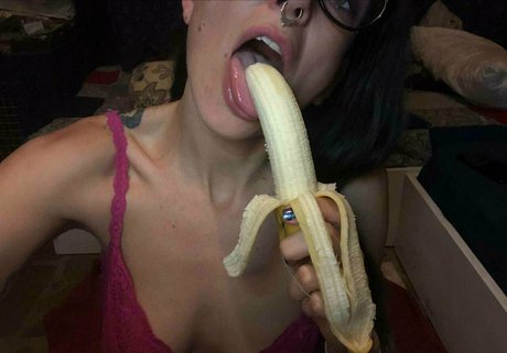 gypsymayafree profile image