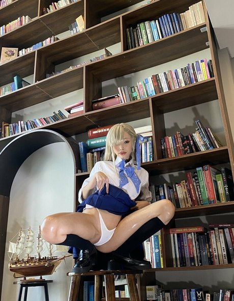 elizamiaomiao72 adult model pic