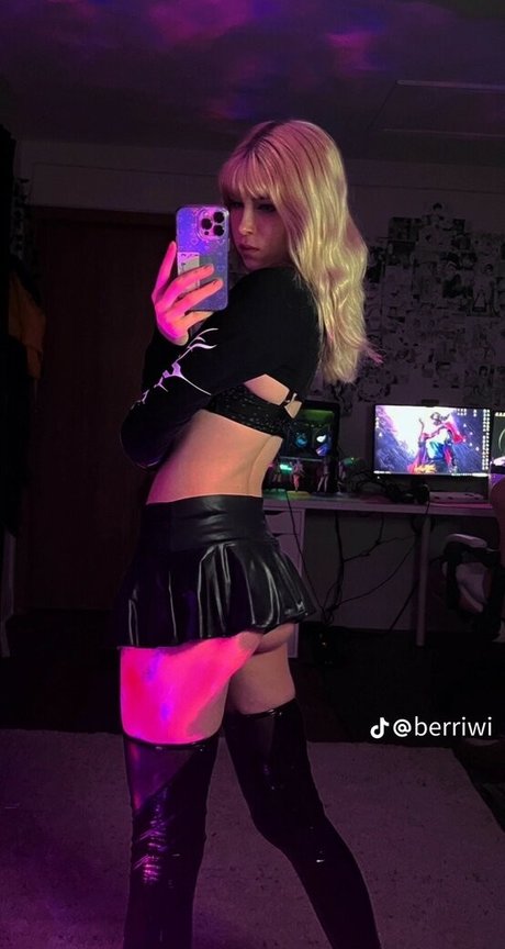 Emma kat 22 porn actress photos