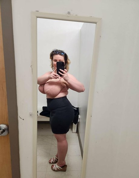HoneyThorne model erotic gallery