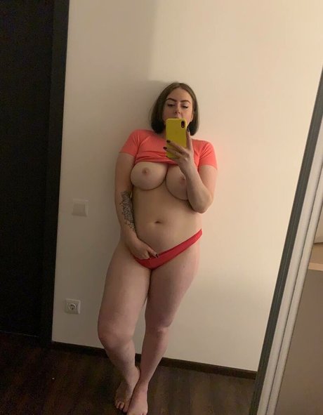 sweet kte hot pornstar photo