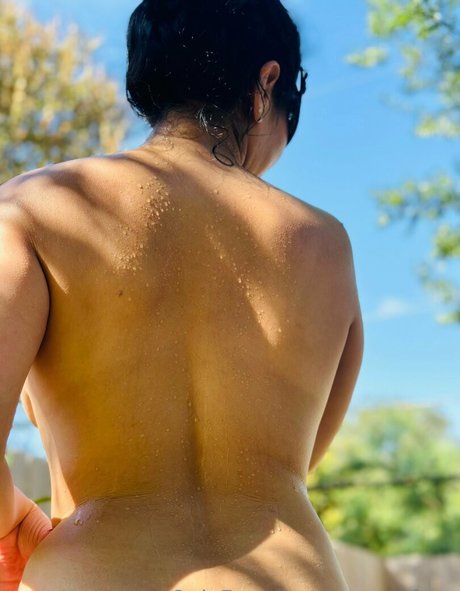 sweatyfaye sexy model images