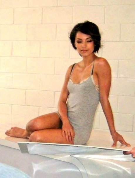 Kristin Kreuk top actress pictures