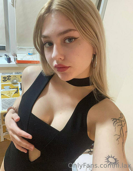 lilaxshy nude star galleries