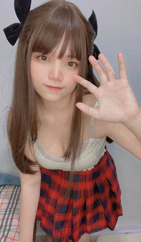 Angel Chan star adult images