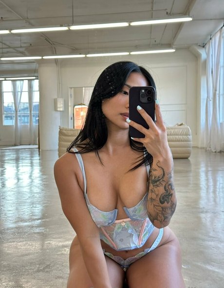 tiiieeen sex actress pictures