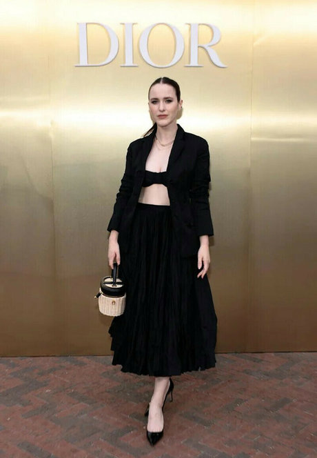 Rachel Brosnahan sex model picture