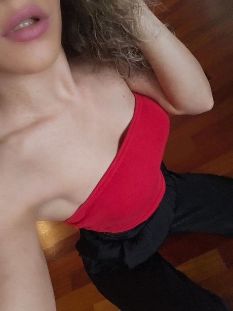 Leyla keyla beautiful actress photo