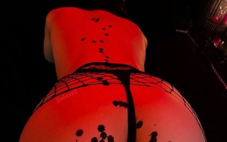 Goddess Lindsxyz exclusive star pics