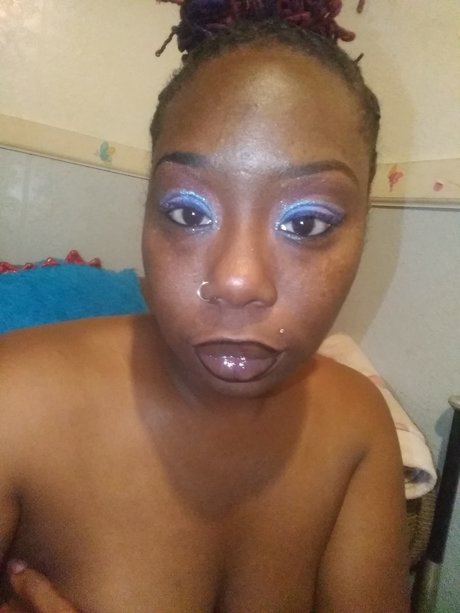 Lilnasty69 free pornstar picture