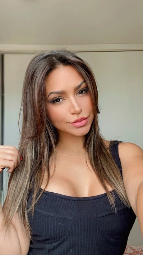 L lla de Marco pornstar exclusive images