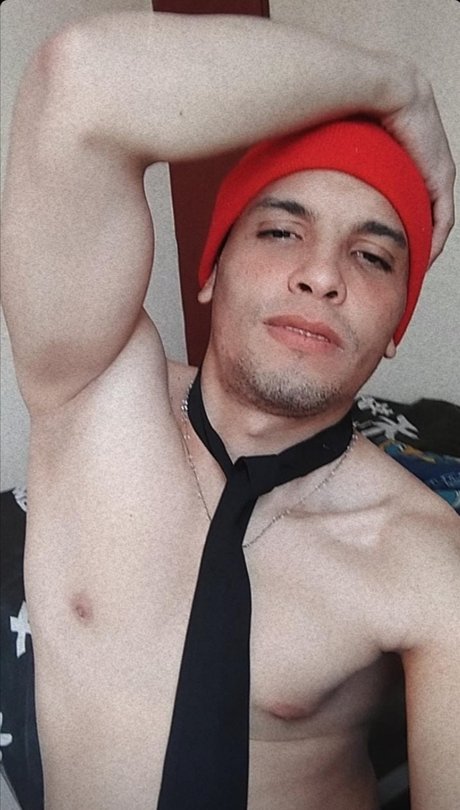 LUIS DAMI N sexy pornstar image