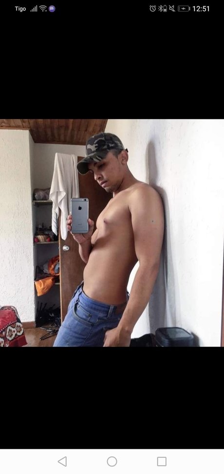 LUIS DAMI N porn model picture