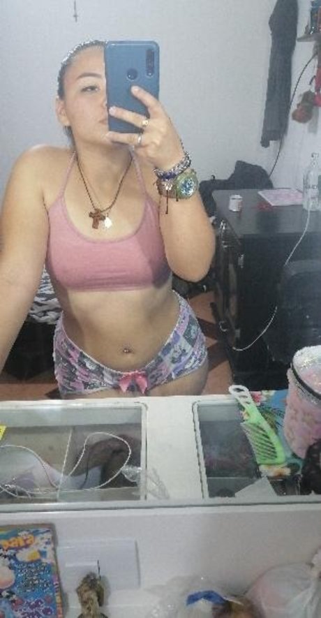 Marcelita ardiente pretty pornstar pic
