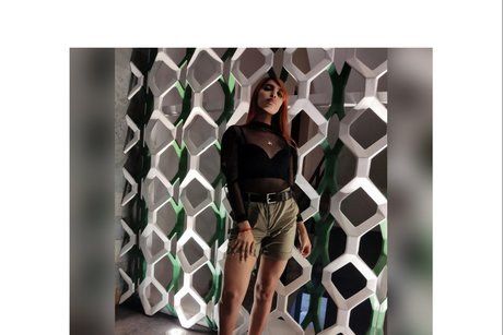 Mandy A top profile image