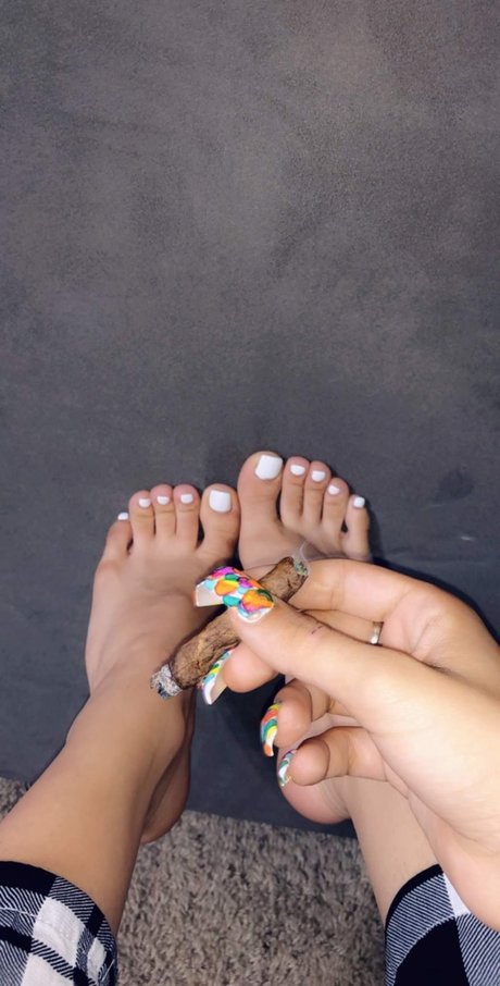 ItsAMiracle star nudes picture